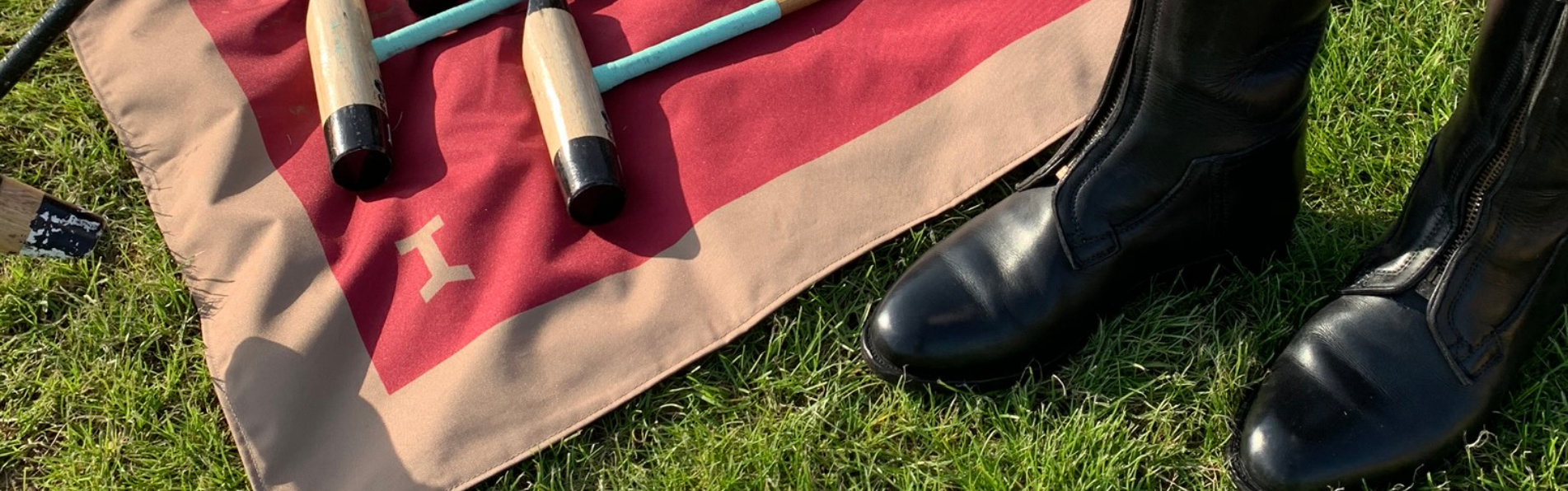 https://kronopolo.fr/image/cache/catalog/blog/banner%203/How_to_choose_size_polo_boots-1903x596.png