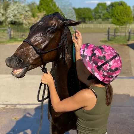 Casque Polo Camouflage Chevaux Roses Casque Polo Camouflage Chevaux Roses